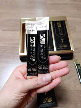 헬스업_천명진프리미엄홍삼스틱_10ml x 30포 — 5점을 준 리뷰어가 2020년 11월 올린 사용 사진