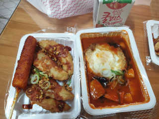 죠스떡볶이 [죠스푸드] 짜빠떡볶이+떡또그+범벅만두 신메뉴 3종 — 2.5점을 준 리뷰어가 2020년 4월 올린 사용 사진