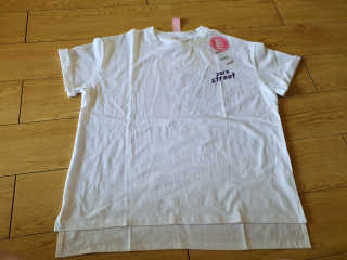 제로스트릿 ZERO STREET - BACK DONUT T-SHIRT 7 COLOR — 2점을 준 리뷰어가 2020년 7월 올린 사용 사진
