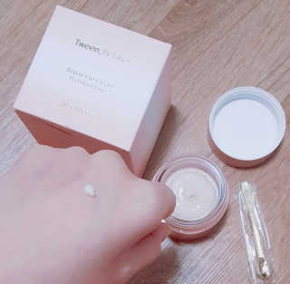 Tween.Ty Skin 트웬티스킨 리페어 아이크림 프리미엄 라인 — 5점을 준 리뷰어가 2020년 10월 올린 사용 사진