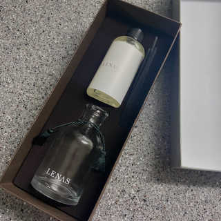레나스 프리미엄 아로마 디퓨저 200ml  [1SET] — 5점을 준 리뷰어가 2020년 10월 올린 사용 사진