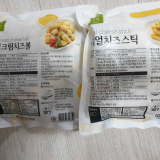 가치식탁 리얼치즈스틱, 리얼크림치즈볼 — 5점을 준 리뷰어가 2020년 8월 올린 사용 사진