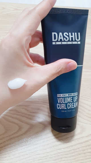 다슈코리아 다슈 데일리 볼륨 업 컬크림 150ml — 5점을 준 리뷰어가 2020년 7월 올린 사용 사진