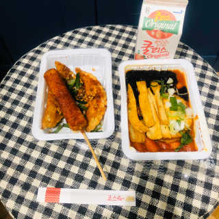 죠스떡볶이 [죠스푸드] 짜빠떡볶이+떡또그+범벅만두 신메뉴 3종 — 4.5점을 준 리뷰어가 2020년 5월 올린 사용 사진