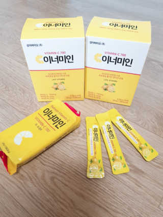 이너미인 VITAMIN-C 700 — 5점을 준 리뷰어가 2020년 8월 올린 사용 사진