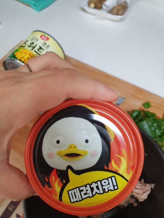 동원참치 펭수참치 — 5점을 준 리뷰어가 2020년 6월 올린 사용 사진