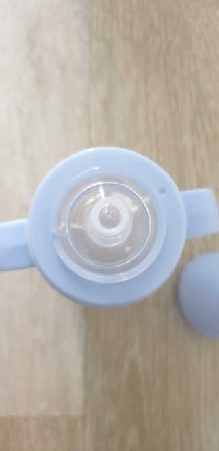 유비맘 샘방지 PPSU 빨대컵_컬러 랜덤 발송 — 4.5점을 준 리뷰어가 2020년 9월 올린 사용 사진