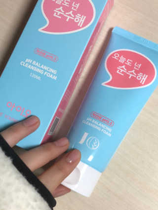IO 아이오 오늘도 넌 순수해 - 약산성 클렌징폼 — 5점을 준 리뷰어가 2020년 12월 올린 사용 사진
