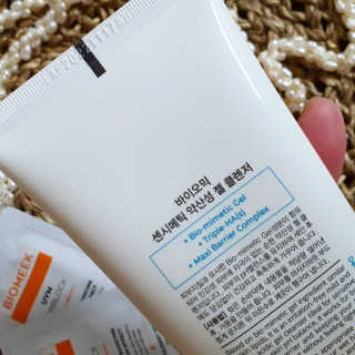 바이오믹 BIOMEEK SENSIMETIC MILD ACID CLEANSER — 5점을 준 리뷰어가 2020년 8월 올린 사용 사진
