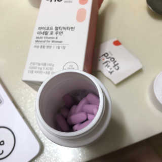 JW중외제약 마이코드 멀티비타민미네랄 포 우먼 — 5점을 준 리뷰어가 2020년 9월 올린 사용 사진