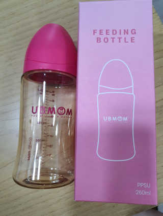 유비맘 PPSU 젖병 노꼭지_260ml_컬러 랜덤 발송 — 5점을 준 리뷰어가 2020년 10월 올린 사용 사진