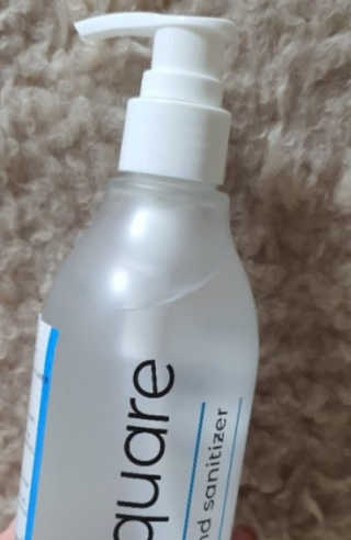 온가족 위생습관, 72스퀘어 손소독제 300ml+30mlx2 구성 — 4.5점을 준 리뷰어가 2020년 10월 올린 사용 사진