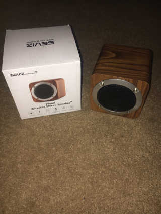 SEVIZ MINI10W 레트로 블루투스 스피커 — 5점을 준 리뷰어가 2020년 9월 올린 사용 사진