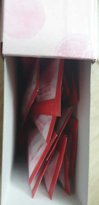 헬스업_쁘띠쁘띠석류콜라겐젤리_20g x 14포 — 5점을 준 리뷰어가 2020년 10월 올린 사용 사진