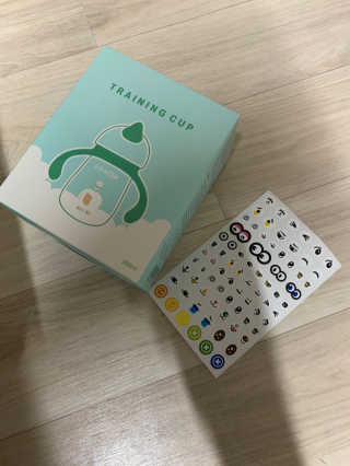 유비맘 트라이탄 코니빨대컵_컬러 랜덤 발송 — 5점을 준 리뷰어가 2020년 4월 올린 사용 사진
