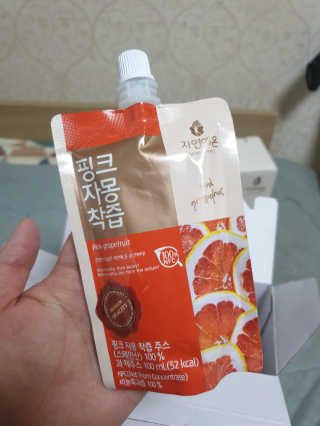 자연에온 핑크 자몽 착즙 100mL 10개입 2BOX — 5점을 준 리뷰어가 2020년 11월 올린 사용 사진