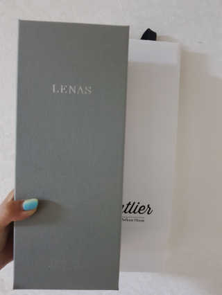 레나스 프리미엄 아로마 디퓨저 200ml  [1SET] — 4.5점을 준 리뷰어가 2020년 9월 올린 사용 사진