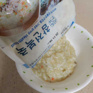 바다는다웰빙이다 완도사랑 전복죽 250g - 2팩 + 전복장조림 2팩 — 5점을 준 리뷰어가 2020년 10월 올린 사용 사진