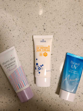 트리티스 US [TREATIS] UV Defence Sun Cream PA+++ / SPF50+ — 5점을 준 리뷰어가 2021년 1월 올린 사용 사진