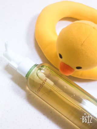 스킨큐어 산다화 순한 클렌징 동백 오일 200ml — 5점을 준 리뷰어가 2020년 5월 올린 사용 사진