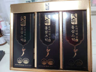 헬스업_천명진프리미엄홍삼스틱_10ml x 30포 — 5점을 준 리뷰어가 2020년 10월 올린 사용 사진