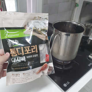 [풀무원] 자연의 감칠맛 통디포리, 통멸치 다시팩 세트 — 5점을 준 리뷰어가 2020년 5월 올린 사용 사진