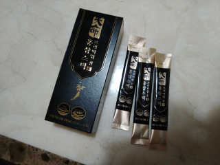 헬스업_천명진프리미엄홍삼스틱_10ml x 30포 — 5점을 준 리뷰어가 2020년 8월 올린 사용 사진