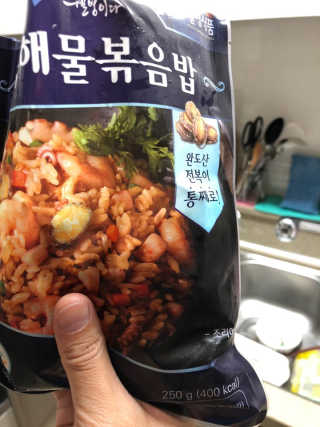 바다는다웰빙이다 전복해물볶음밥/전복김치볶음밥 250g-4봉지 — 5점을 준 리뷰어가 2020년 10월 올린 사용 사진