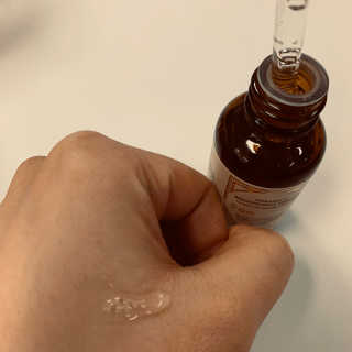 [스킨큐어] 산다화 비타민C 화이트닝 에센스 30ml — 5점을 준 리뷰어가 2020년 4월 올린 사용 사진