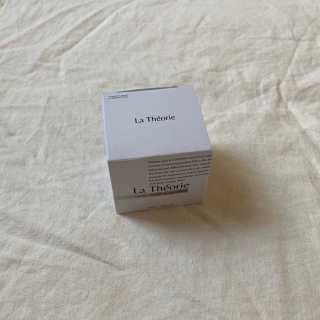 La Theorie Hydrating Ingredients | 하이드레이팅 인그레이디언츠 — 5점을 준 리뷰어가 2020년 4월 올린 사용 사진