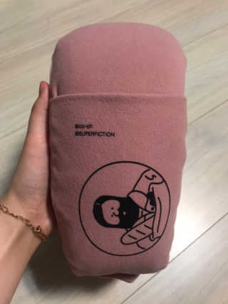 코오 바게트 필로우 메모리폼 목베개 — 5점을 준 리뷰어가 2020년 5월 올린 사용 사진