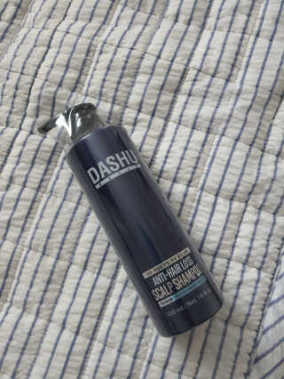 다슈코리아 다슈 데일리 단백질 한방 두피 골드 샴푸 500ml — 4점을 준 리뷰어가 2020년 5월 올린 사용 사진