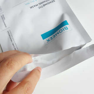 바이오믹 BIOMEEK SENSIMETIC SOOTHING MASK.S — 5점을 준 리뷰어가 2020년 7월 올린 사용 사진