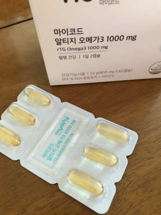 JW중외제약 마이코드 알티지 오메가3 1000 mg — 4.5점을 준 리뷰어가 2020년 10월 올린 사용 사진