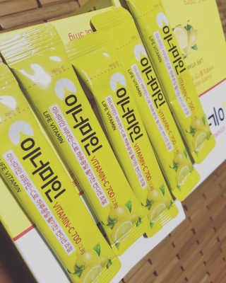 이너미인 VITAMIN-C 700 — 4.5점을 준 리뷰어가 2020년 9월 올린 사용 사진