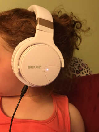 SEVIZ Bluetooth Headphones 10 3color — 5점을 준 리뷰어가 2020년 5월 올린 사용 사진