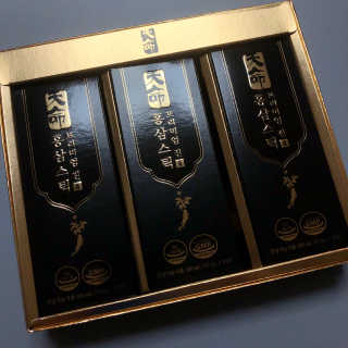 헬스업_천명진프리미엄홍삼스틱_10ml x 30포 — 4.5점을 준 리뷰어가 2020년 9월 올린 사용 사진