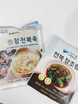 바다는다웰빙이다 완도사랑 전복죽 250g - 2팩 + 전복장조림 2팩 — 5점을 준 리뷰어가 2020년 8월 올린 사용 사진