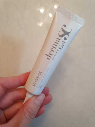 derma SC-Gel 더마에스씨 겔 20g — 5점을 준 리뷰어가 2020년 5월 올린 사용 사진