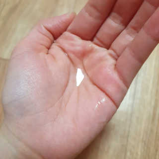 언더텐 바다포도 수분토너 — 5점을 준 리뷰어가 2020년 6월 올린 사용 사진