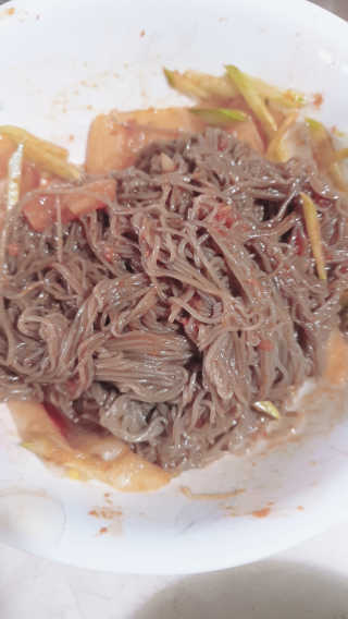 [해주냉면] 신천맛집 매운 비빔냉면 2인분 + 무절임 — 5점을 준 리뷰어가 2020년 5월 올린 사용 사진