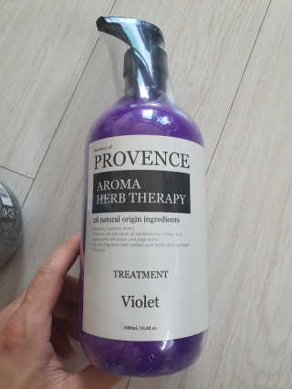 프로방스 바이올렛 퍼퓸 트리트먼트 1000ml 업그레이드 — 4점을 준 리뷰어가 2020년 8월 올린 사용 사진