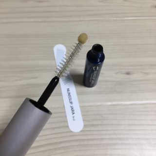 닥터존스킨 눈썹자라 — 3점을 준 리뷰어가 2020년 8월 올린 사용 사진