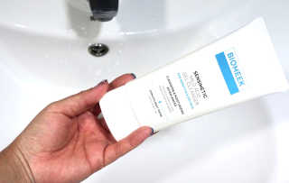 바이오믹 BIOMEEK SENSIMETIC MILD ACID CLEANSER — 5점을 준 리뷰어가 2020년 7월 올린 사용 사진