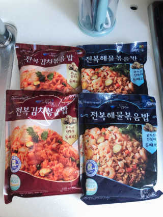 바다는다웰빙이다 전복해물볶음밥/전복김치볶음밥 250g-4봉지 — 4.5점을 준 리뷰어가 2020년 9월 올린 사용 사진