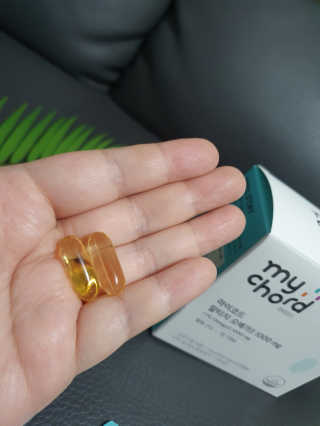 JW중외제약 마이코드 알티지 오메가3 1000 mg — 5점을 준 리뷰어가 2020년 8월 올린 사용 사진