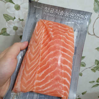 동원산업 항공직송 동원생연어_400g — 5점을 준 리뷰어가 2020년 5월 올린 사용 사진
