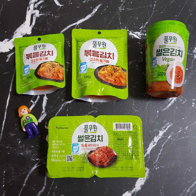 [풀무원] 들기름 볶음김치, 톡톡 김치, 깔끔한 김치 리뷰 사진