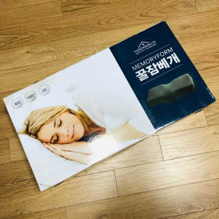 바네스데코 경추 기능성 숙면 꿀잠 메모리폼 베개 — 4.5점을 준 리뷰어가 2020년 6월 올린 사용 사진