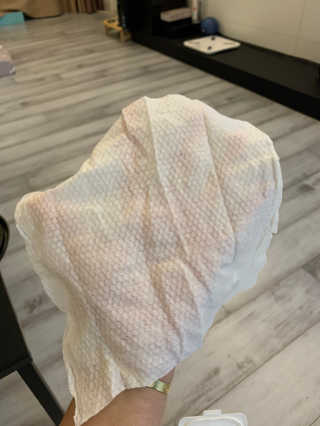 오브맘 밤 프리미엄 엠보싱 물티슈 70매 10개입 — 5점을 준 리뷰어가 2020년 12월 올린 사용 사진